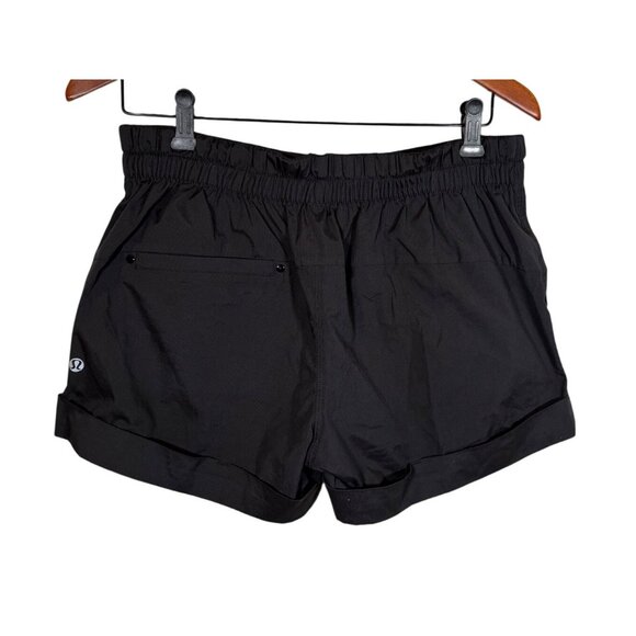 Lululemon High Waisted Rise Women 8 Cuffed Shorts Athleisure Utility - Picture 3 of 7
